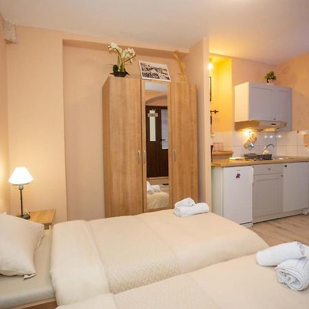 Apartamento Splitska Kala Exterior foto