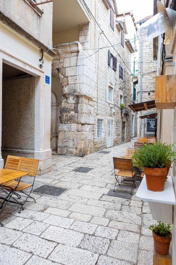 Apartamento Splitska Kala Exterior foto
