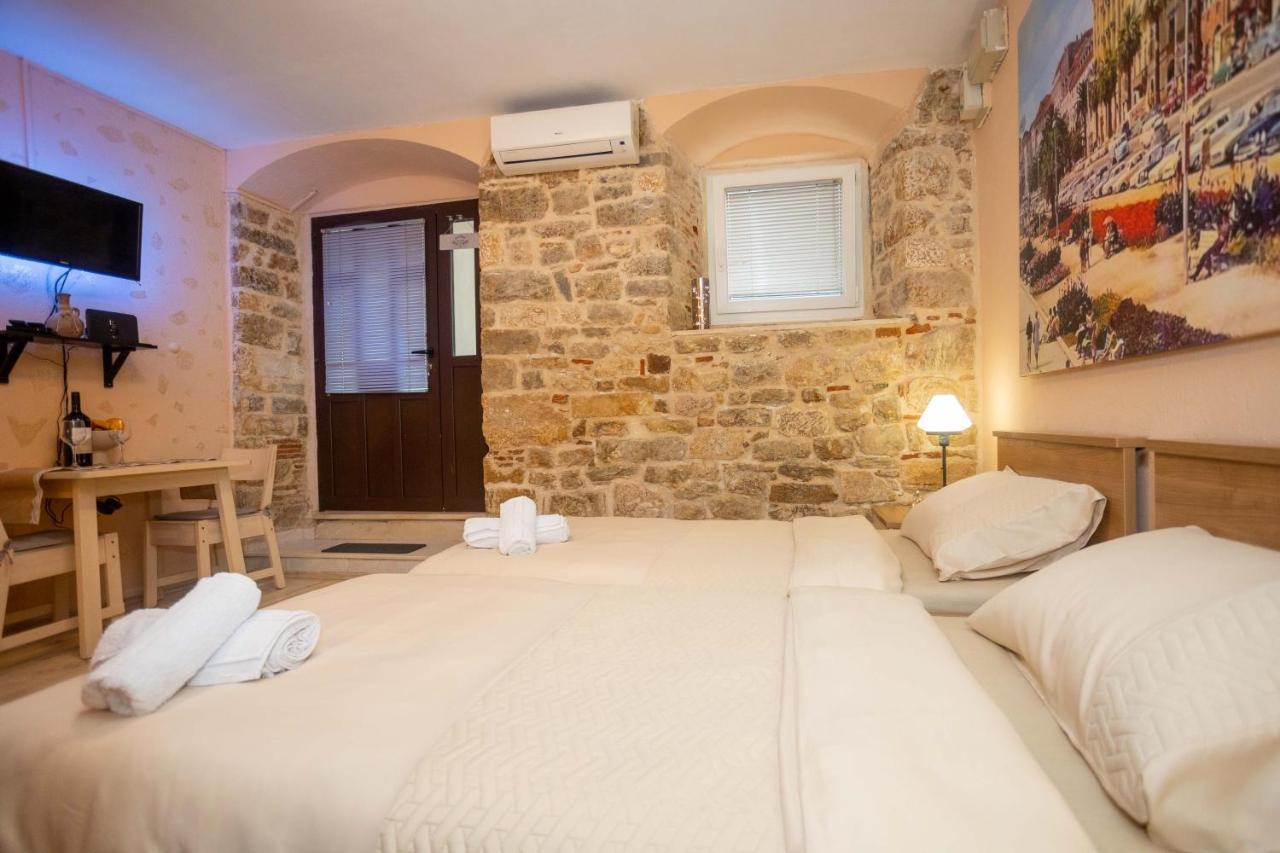 Apartamento Splitska Kala Exterior foto
